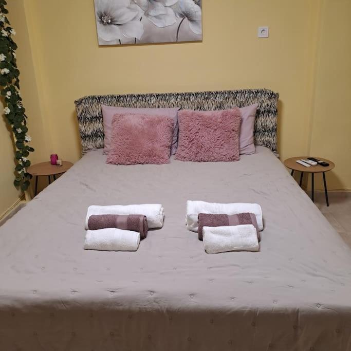 Zenia Home 1 Στην Καρδιά Της Πάτρας Esterno foto
